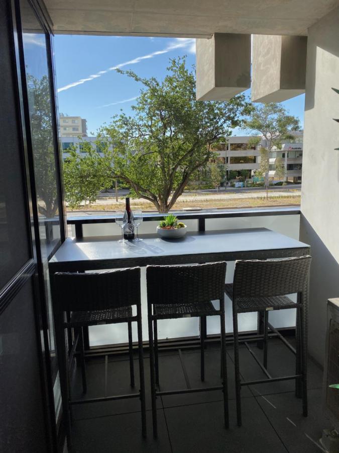 Midnight Luxe 1Br 1Bath Apartment 104 In The Heart Of Braddon Pool Sauna Secure Parking Wine Wifi Canberra Extérieur photo